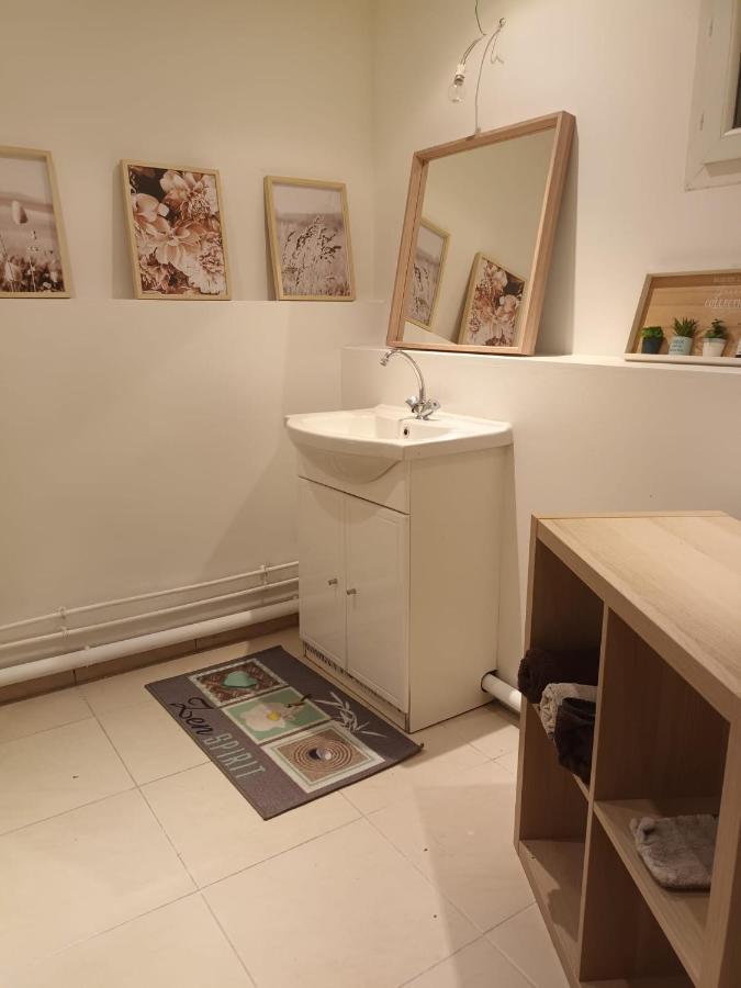 Holiday home Location Venelles